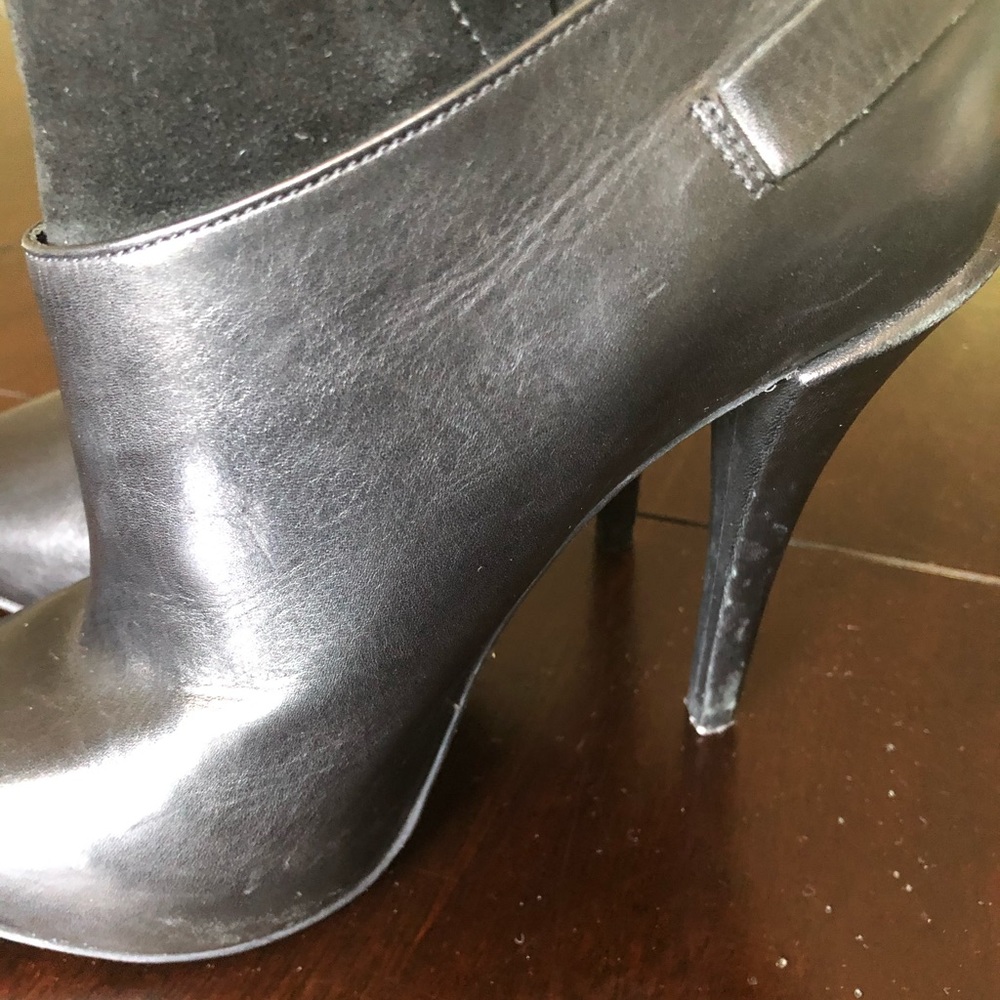 Kenneth Cole Booties 🖤 - Picture 13 of 16